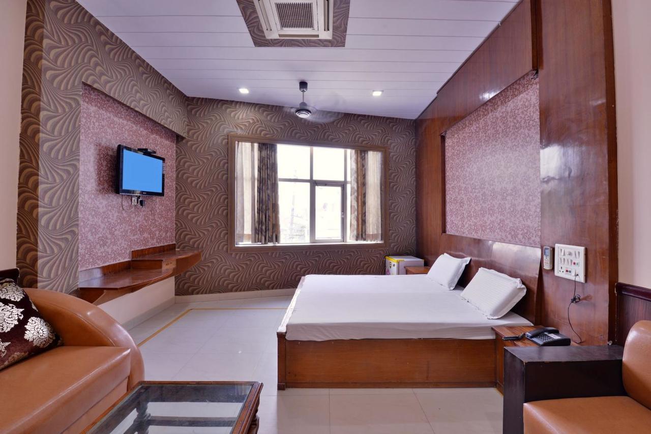 Rc Inn Sirsa Exterior photo