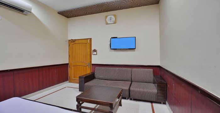 Rc Inn Sirsa Exterior photo